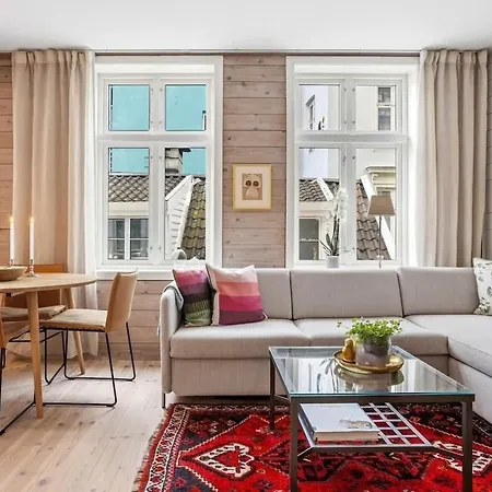 Bo Midt I Bergen, Naer Bryggen & Floibanen Lägenhet